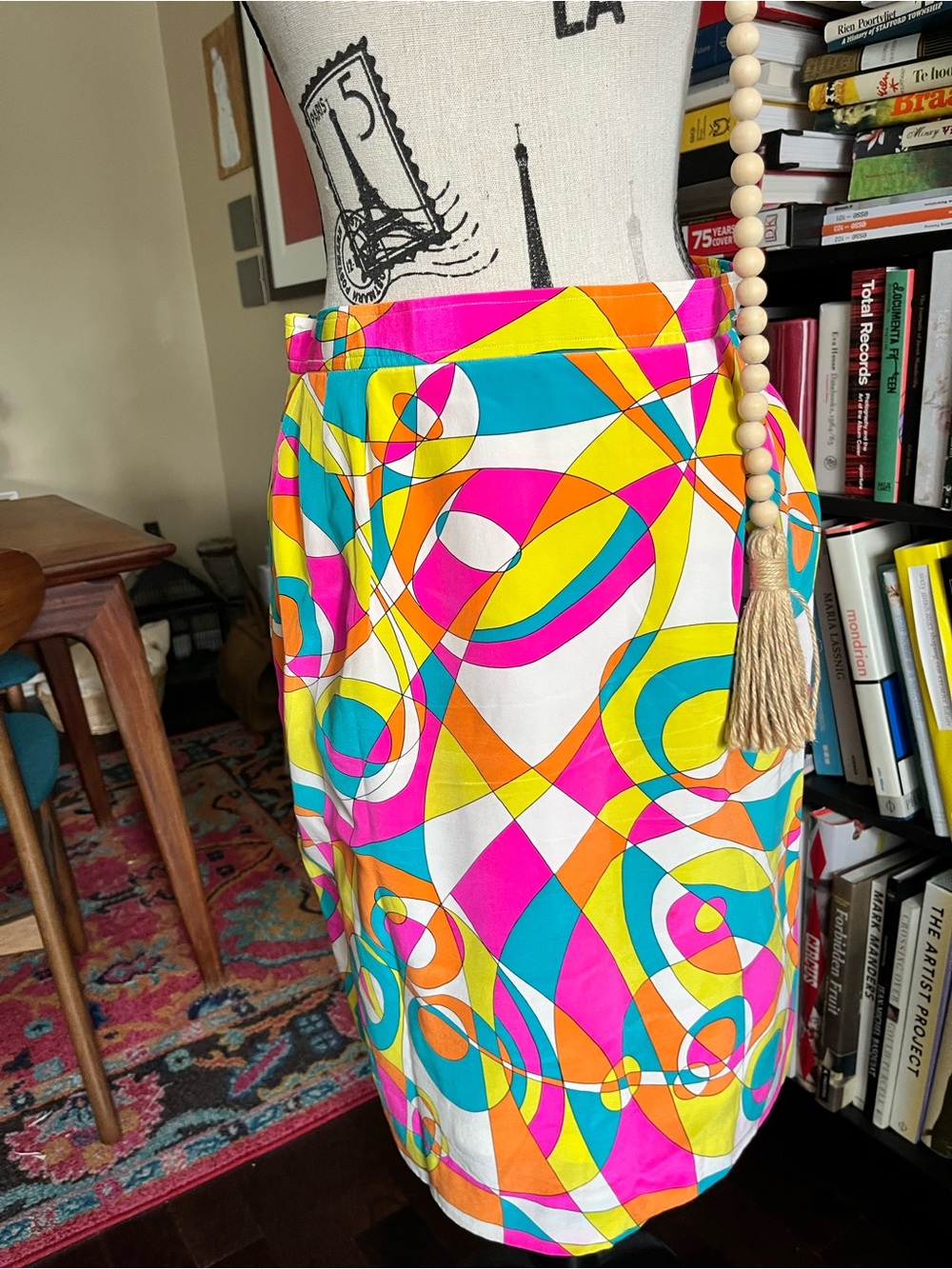 Vintage Evan Picone 100% silk Multi-Color Geometric Print Pencil Skirt